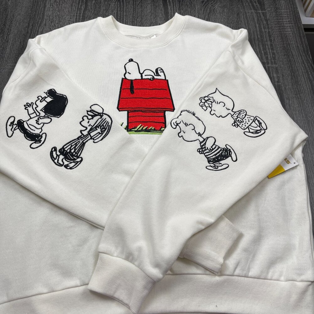Peanuts Characters Off White Double Sided Sweatshirt Women's Size XL NWT - Picture 3 of 10